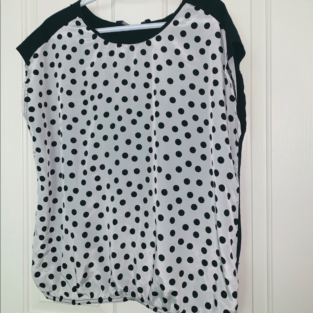 B/W polka dots satin business casual